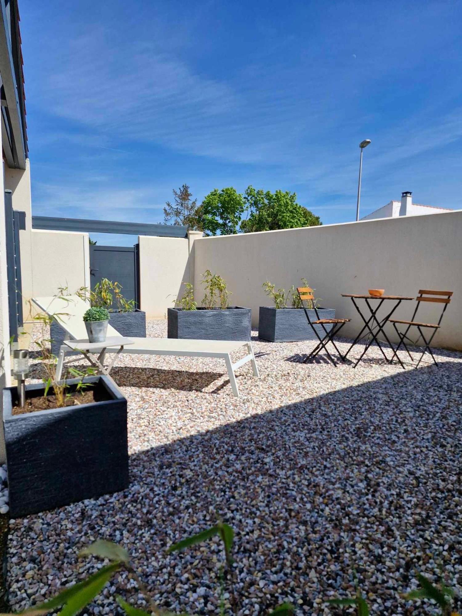 Studio Saint-Ouen-d'Aunis Luaran gambar